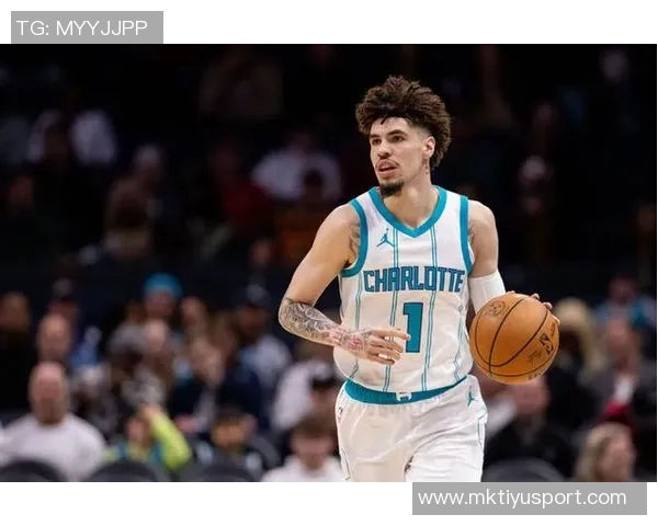 拉梅洛鲍尔半场表现糟糕仅得5分正负值惨淡21引发球迷热议 拉梅洛鲍尔半场表现糟糕仅得5分正负值惨淡21引发球迷热议