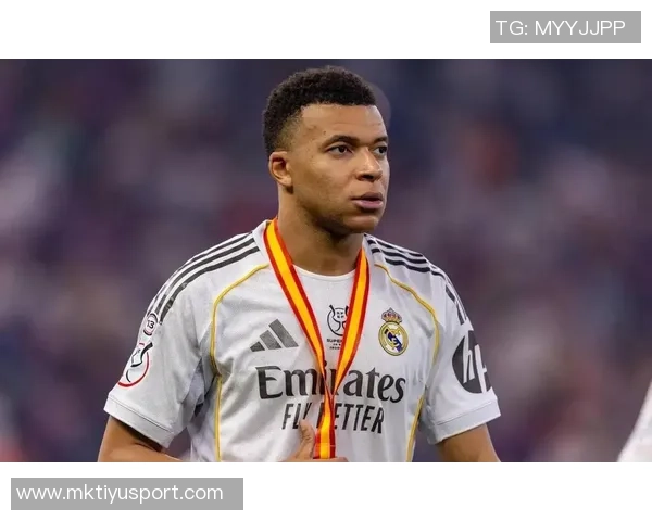 姆巴佩加盟皇马后国内四冠全被巴萨夺走但国际赛场收获两冠荣耀