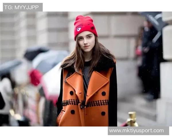 法足联关怀抗癌球迷推出免费针织帽活动温暖人心