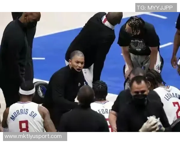 卢指导分析对手防守策略强调三分球投射未能奏效的比赛反思 卢指导分析对手防守策略强调三分球投射未能奏效的比赛反思